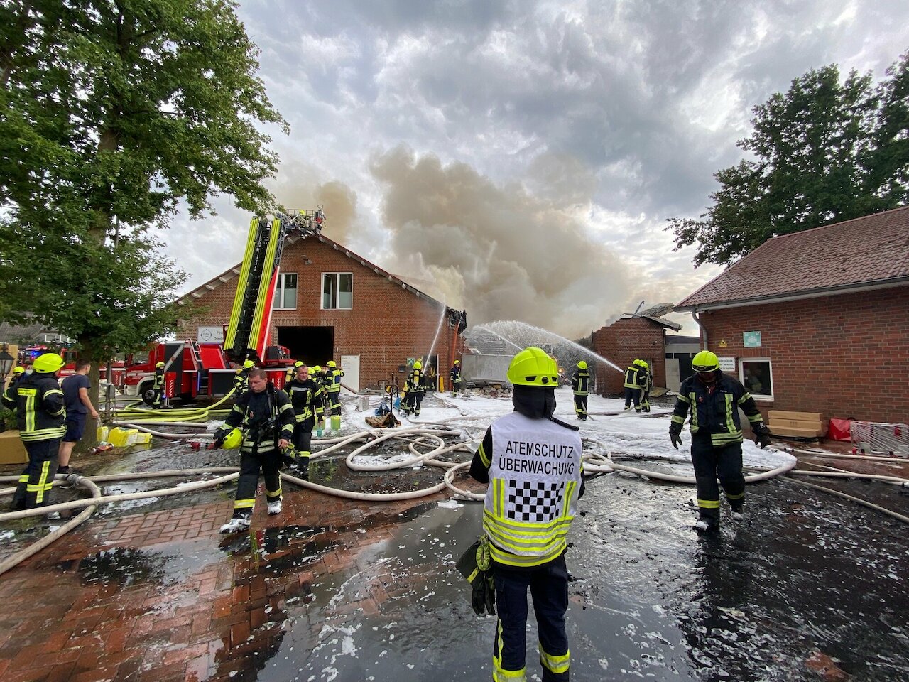 Einsatzmeldung: Großbrand einer Maschinenbaufirma