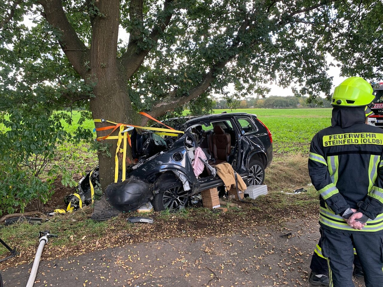 Einsatzmeldung: Schwerer Verkehrsunfall in Mühlen mit vier lebensgefährlich verletzten Personen 