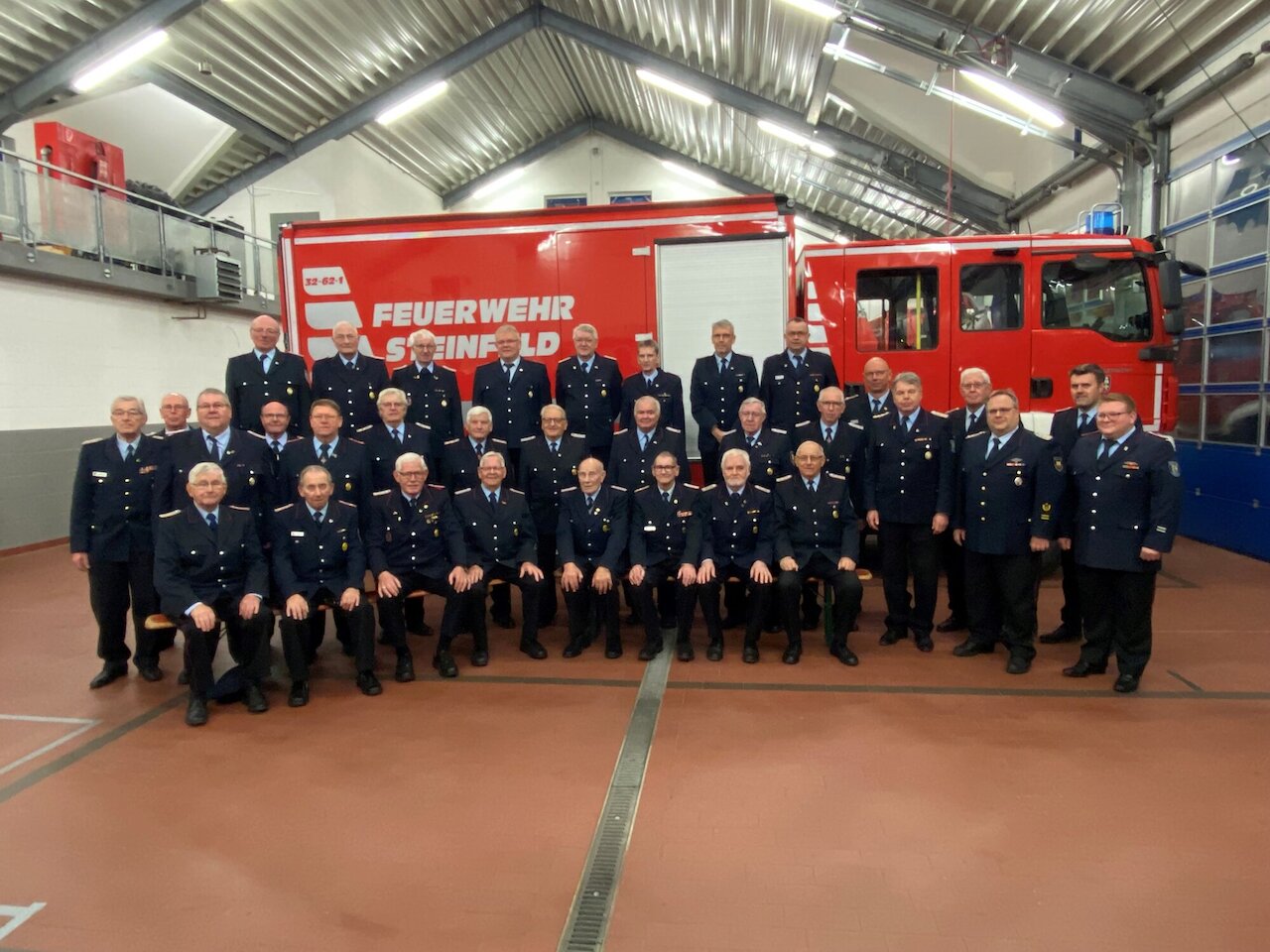 Ehemalige Führungskräfte der Feuerwehren des LK Vechta Treffen sich in Steinfeld 